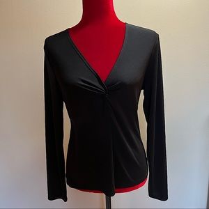 Sunny Leigh knotted front long sleeve top